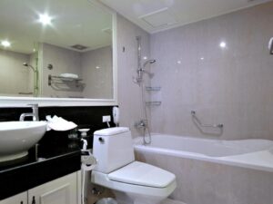 جناح ثلاث غرف عائلي