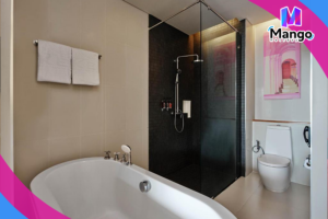 Deluxe Twin with Pool View