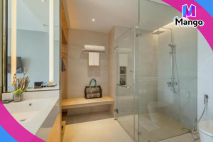 غرفة ديلوكس مزدوجة أو توأم مطلة على المسبح