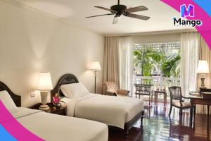 Two-Bedroom Suite with One King Bed, Two Single Beds, Pool and Sea View - Club Access