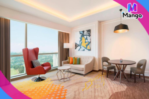 1 King Bed, Club Lounge Access, Suite