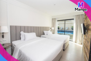 غرفة سوبيريور مزدوجة أو توأم مع إمكانية الوصول إلى المسبح