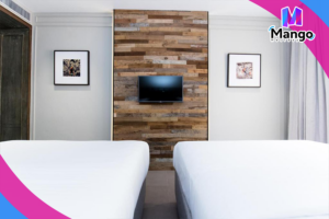 غرفة سوبيريور مزدوجة أو توأم مطلة على المسبح