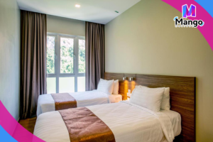 3 Bedroom Lakeview Panoramic Suite