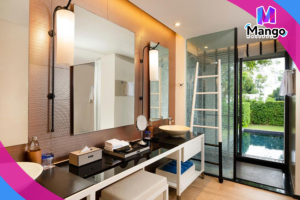 فيلا بحديقة مع مسبح