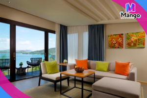 Hilltop King Suite with Ocean View