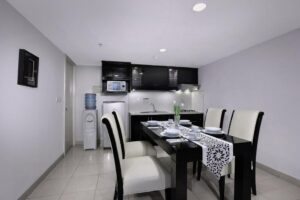 Grand Executive Triple 1