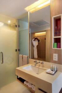 جناح جونيور مع سرير أريكة 