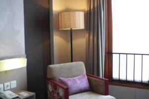 جناح جونيور مع سرير أريكة 