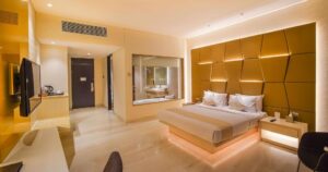 ديلوكس بلس مع حوض استحمام 