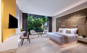 ديلوكس بلس مع حوض استحمام 