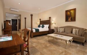 غرفة بريميير كينغ مطلة على الوادي أو المسبح 