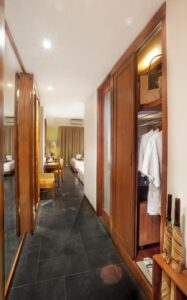 غرفة عائلية 