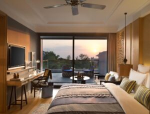 غرفة قياسية كينغ مع إطلالة جزئية على المحيط 