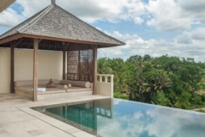 فيلا مكونة من غرفتي نوم  