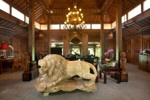 فيلا الغابات المطيرة الملكية