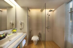 وحدة ديلوكس مواجهة للمحيط مع شرفة