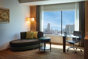 Grand Deluxe Skyline View King