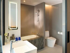 غرفة غراند ديلوكس كينغ مع حوض استحمام