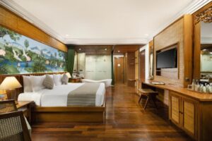 أديوانا مع إطلالة على الغابة