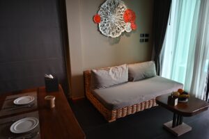 فله مع مسبح خاص اطلاله على البحر