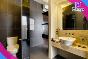 جناح علّية من غرفتي نوم مع مسبح خاص