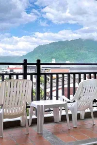 Grand Deluxe Newly Renovate