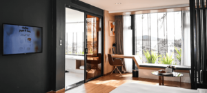 SIGNATURE SUITE