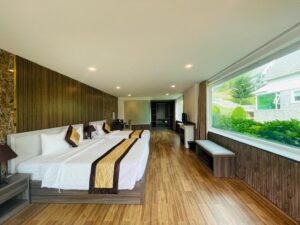 Deluxe Triple Room with Lake View