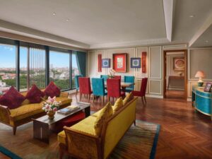 Presidential Suite with Lounge Access