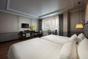 Junior Suite with City View