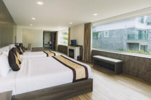 Deluxe Triple Room with Lake View