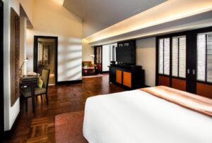 Junior King Suite with City View