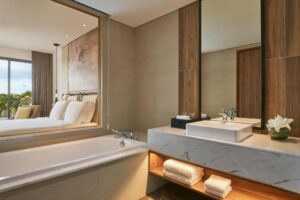 Superior Room with Balcony and Garden View