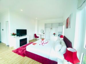 Suite with Lake View