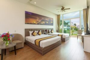 Deluxe Triple Room with Lake View