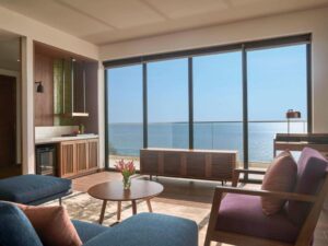 Sea View Suite Room with Balcony