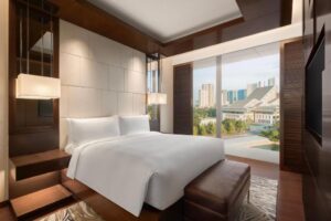 Deluxe Suite, Executive lounge access, 1 King