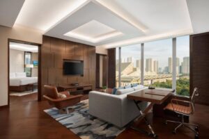 Executive Suite Lake View, Executive lounge access, 1 King