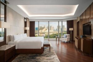 Executive Suite Lake View, Executive lounge access, 1 King