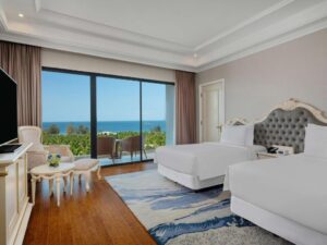 Deluxe Room with Sea View