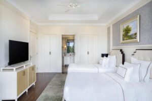 Four-Bedroom Villa with Lake View and Private Pool