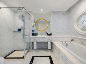 Deluxe Room with Pool View