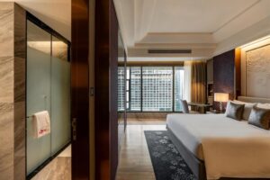 EXECUTIVE POOL ROOM