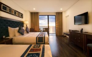 Balcony Triple Sea View