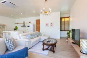 2Bedroom Seafront Penthouse with Jacuzzi