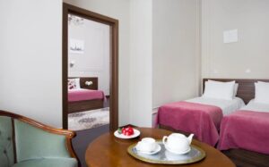 2-Room Standard Family Room