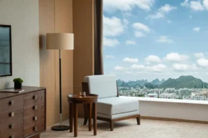 240° Magnificent Scenic Suite