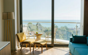 3Bedrooms Apartment with balcony and with park view