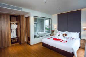 Suite with River View